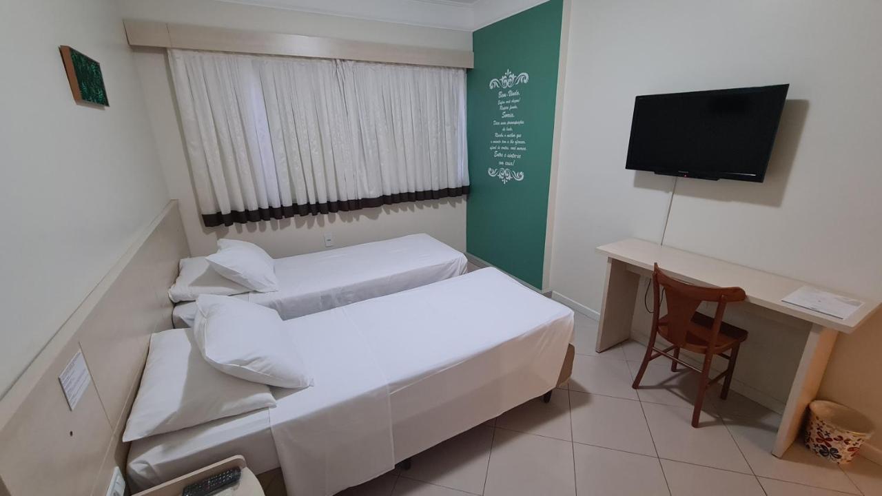 Costa Sul - Quartos, E Por Temporada No Centro De Bc Apartment *