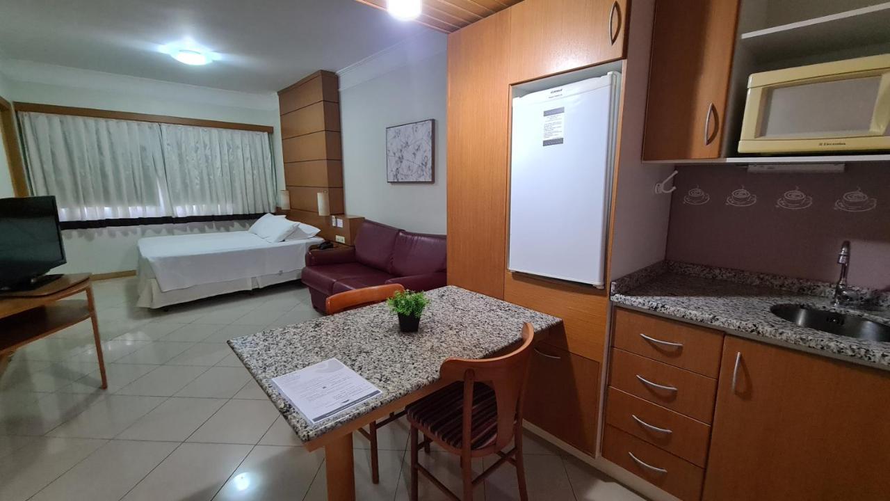 - Quartos, E Por Temporada No Centro De Bc Apartamento