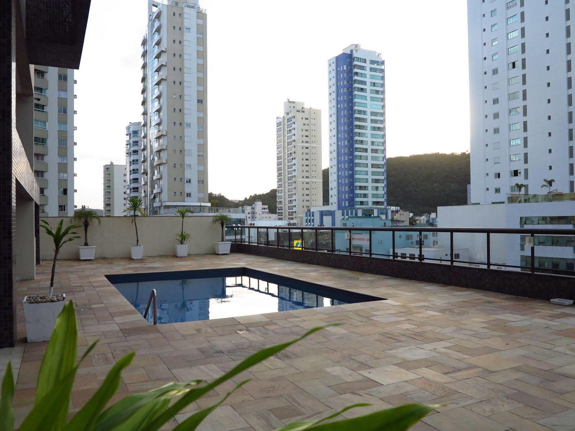 Costa Sul - Quartos, E Por Temporada No Centro De Bc Apartment