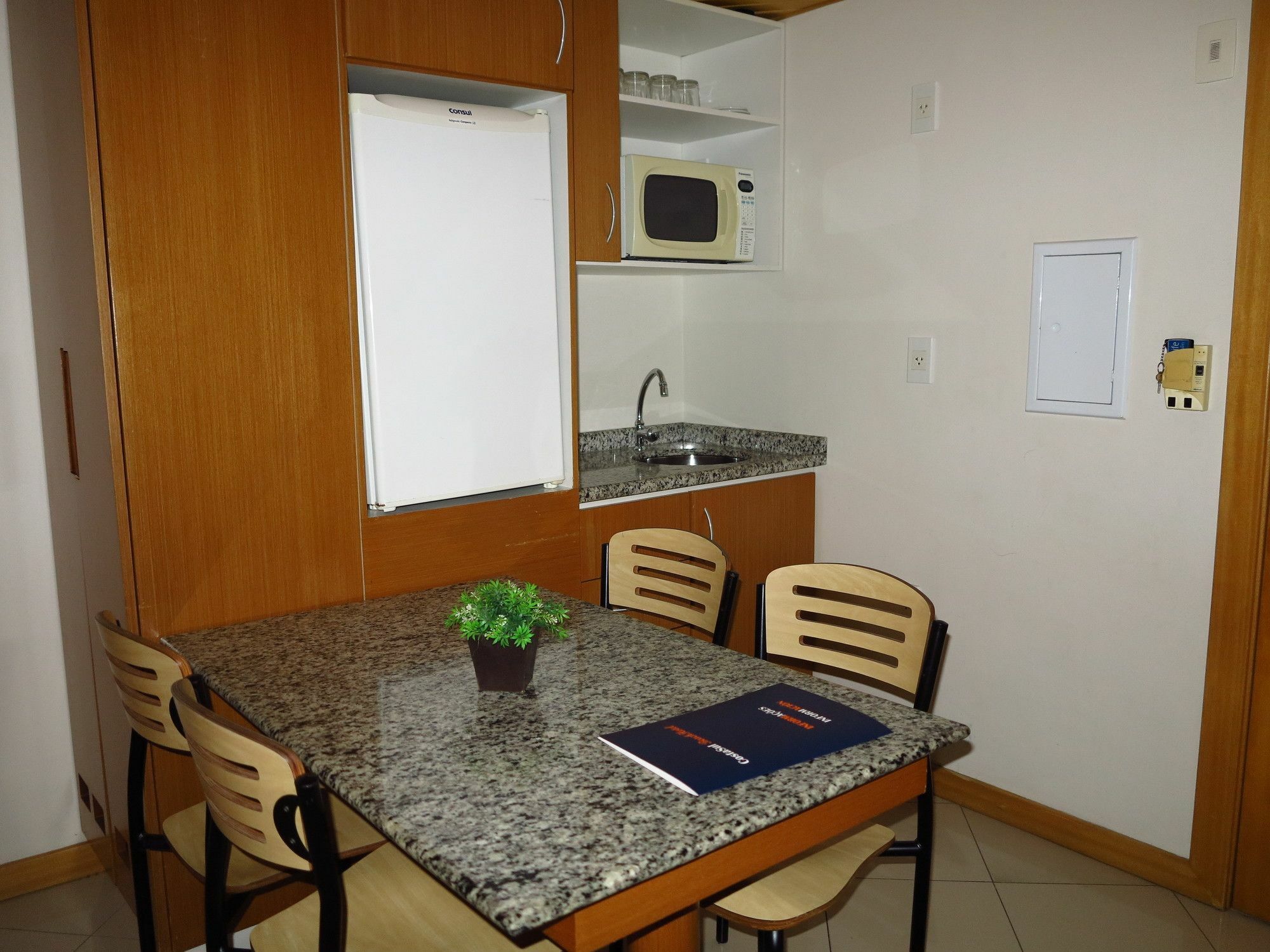 Apartamento Costa Sul - Quartos, E Por Temporada No Centro De Bc *