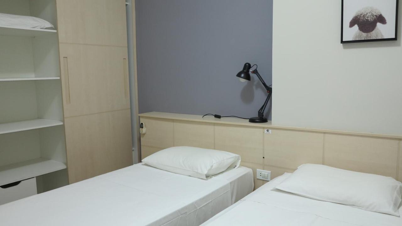 Costa Sul - Quartos, E Por Temporada No Centro De Bc * Balneário Camboriú