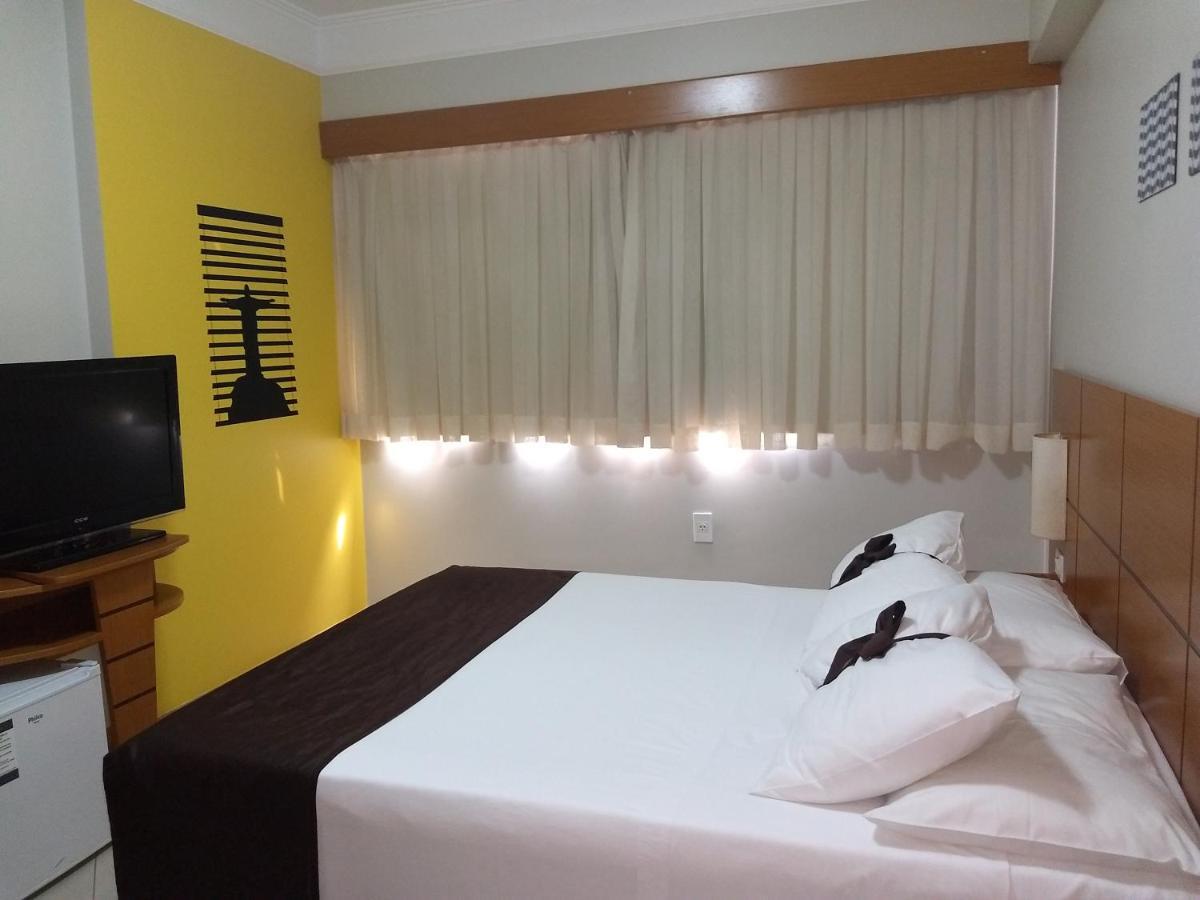 Apartamento Costa Sul - Quartos, E Por Temporada No Centro De Bc *