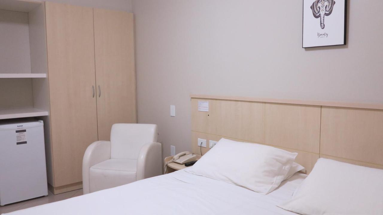 Costa Sul - Quartos, E Por Temporada No Centro De Bc Apartamento Balneário Camboriú